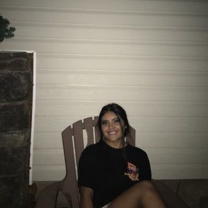 Meet your Posher, Izzy